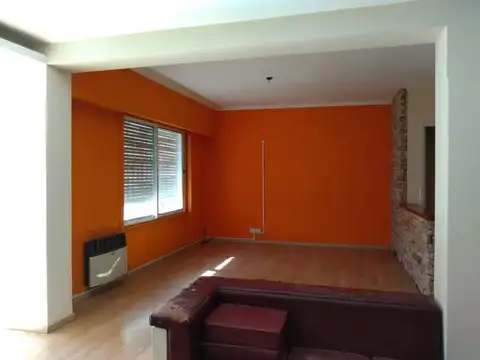 Casa en venta, Zona residencial en la ciudad de Campana.