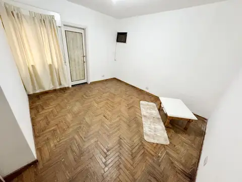 Depto Tipo Casa en Venta de 1 dormitorio