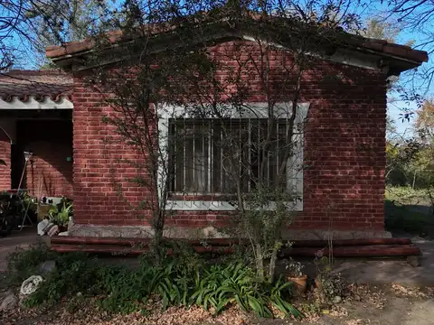 Casa en Venta en Villa del Parque, Rumipal – Tres lotes con excelente ubicación y vistas – cód 1208