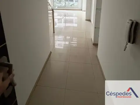Duplex Doble Altura Al Frente Doble Balcon Roosevelt Frente Palacio Roccatagliat