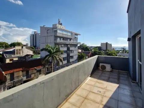 Casa en Alquiler de 4 dormitorios