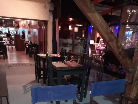 ALQUILO / VENDO, CENTRO DE VILLA GESELL  FONDO COMERCIO PUB RESTAURANT V3797