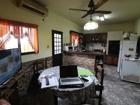 Depto Tipo Casa en Venta de 4 ambientes