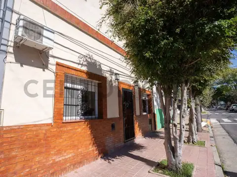 Casa en Venta en Olivos, USD 230.000