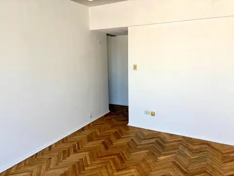 Departamento en Alquiler en Olivos Vias/Maipu, $ 590.000
