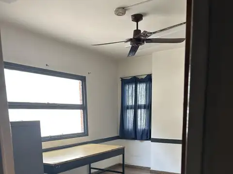 Oficina en Venta en Lanus Oeste, USD 1.500.000