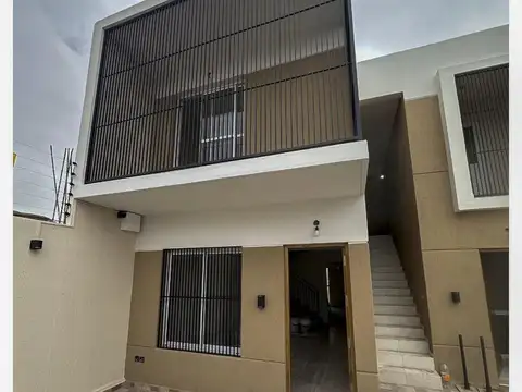 Duplex en Maipu