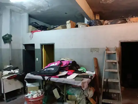 Galpón 650m2 en PH en 3 Plantas