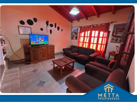 Casa en Venta con 1 cochera