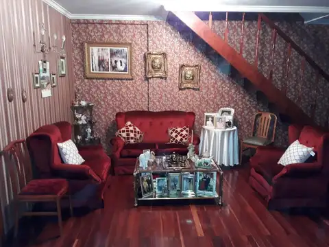 Depto Tipo Casa 5 ambientes con 3 baños