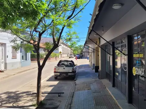 VENTA LOCAL COMERCIAL en casco histórico