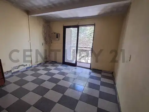 Avellaneda 2700, Piso 0