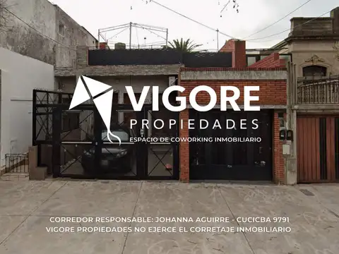 Venta exclusivo PH 5 ambientes con cochera en Parque Avellaneda Imperdible