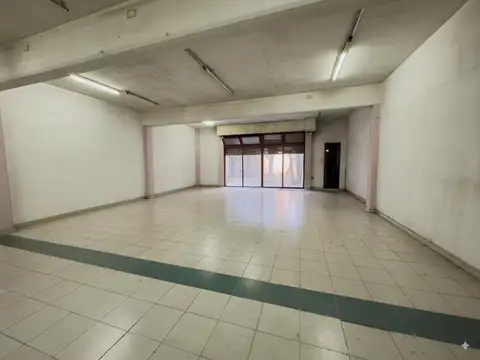 ALQUILER - LOCAL COMERCIAL - LUJAN -  700 m2