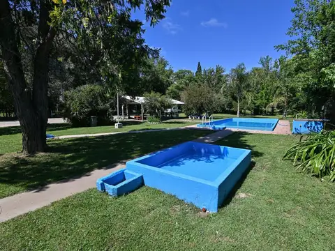 VENTA CASA QUINTA C/DOS PISCINAS