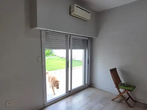 Departamento tipo casa en venta en Boedo