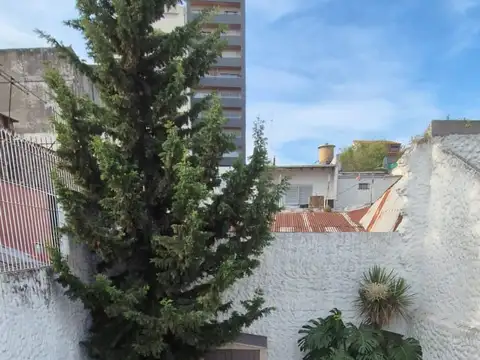 Inclan 3700, Piso PB