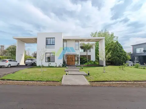 Casa Chalet  en Venta en Campo Grande, Pilar, G.B.A. Zona Norte