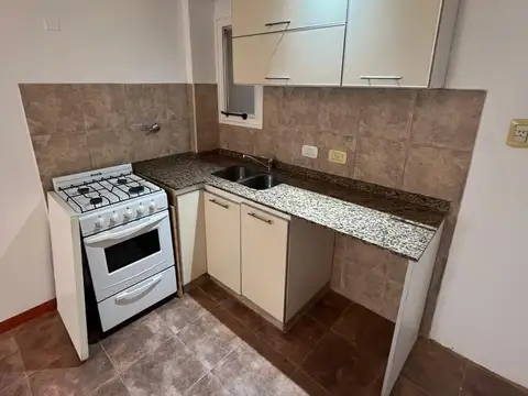 Departamento Monoambiente con balcón - Villa Pueyrredon