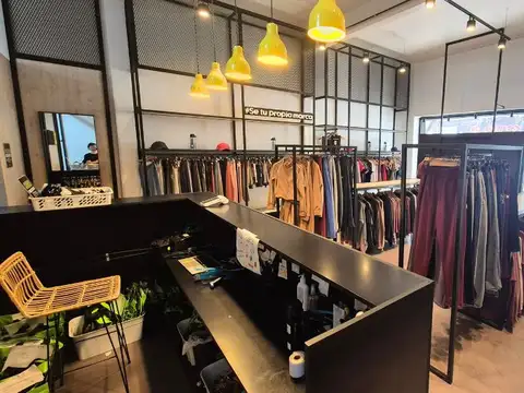 Local en Venta Via Pública