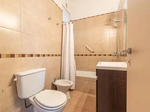 Depto Tipo Casa en Venta con 1 cocheras