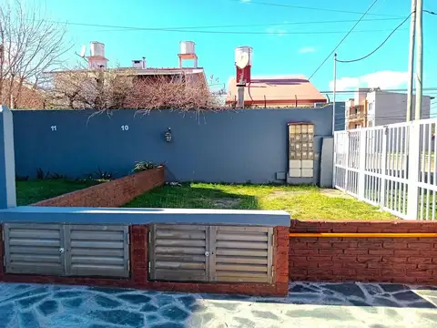 Depto Tipo Casa en Venta de 2 dormitorios