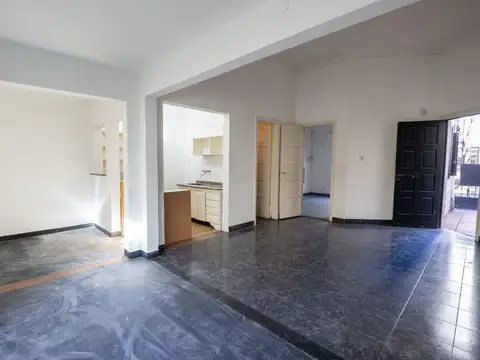 VENTA PH 4 AMB CON PATIO Y COCHERA VICENTE LOPEZ