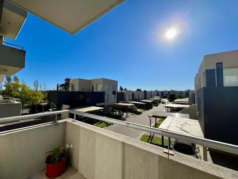 Departamento en venta con cochera en el Palmar, Nordelta