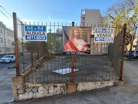 Oportunidad Única para Inversores en Salta 2261: Lote Comercial con Frente de 23 Metros y Potencial