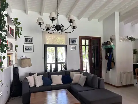 Casa en Venta al Este