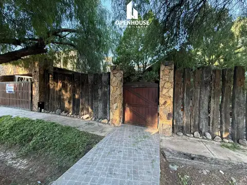 ¡OPENHOUSE VENDE HERMOSA CASA EN EL CHALLAO!