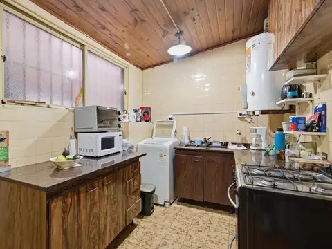 Depto Tipo Casa en Venta 50 años