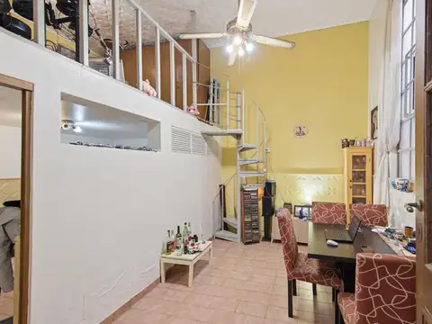 Depto Tipo Casa en Venta de 2 ambientes