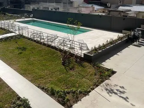 Departamento en venta 2 ambientes Paternal con balcon y piscina climatizada