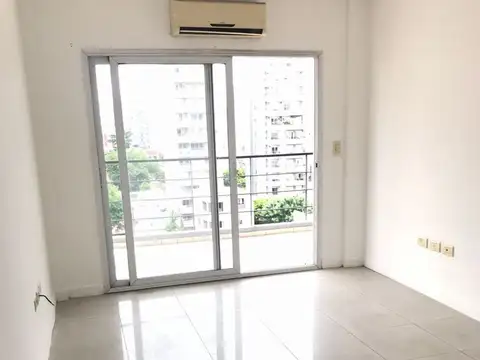 Departamento 2 AMBIENTES ALQUILER en muy buena ubicación de Lanús Este 