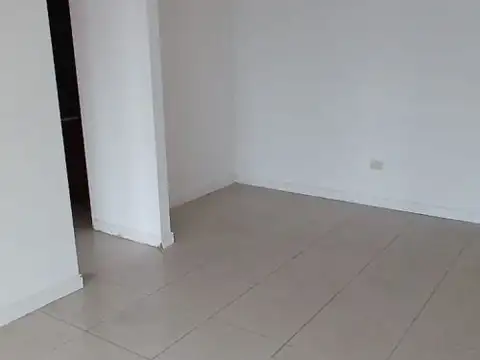 las piedras 1500, Piso 7