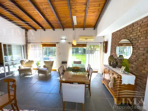 Casa en Venta en Granadero Baigorria, USD 215.000