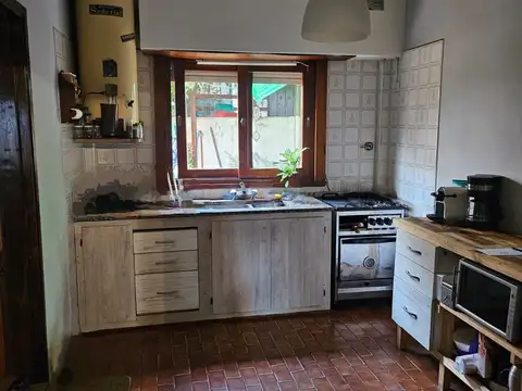Casa 3 ambientes con 2 baños