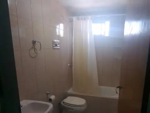 almirante cordero 4800