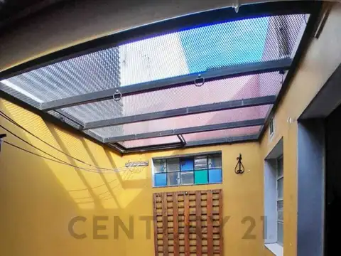 Depto Tipo Casa en Alquiler al Este