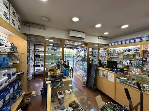 Local en Venta 76 años