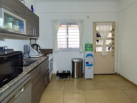 Depto Tipo Casa en Venta de 3 ambientes
