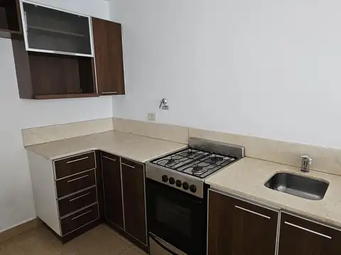 Departamento en Alquiler con 1 cochera