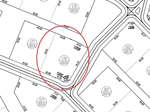Av. Beschtedt al 2500. Luján.
