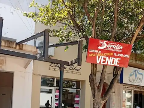 RIVADAVIA N°1630 - BRAGADO PERMUTA POR DPTO CABA O LA PLATA