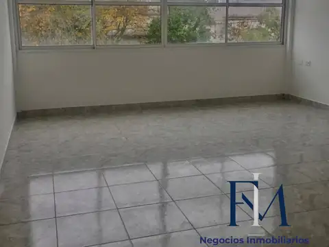 Roque Saenz Peña 100, Piso 2