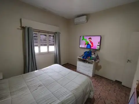 VENTA DE CASA DE 4 AMBIENTES EN LUIS GUILLÓN