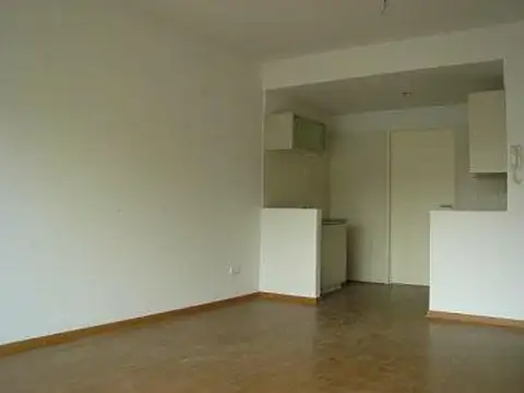 Departamento en Alquiler en Colegiales, $ 650.000