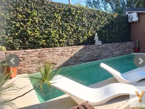 Casa en Venta - 2 Dormitorios 1 Baño - 194mts - General San Martin