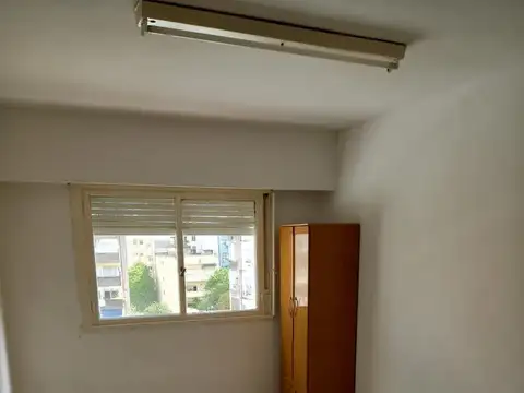 Departamento de 1 ambiente al contrafrente m/lum